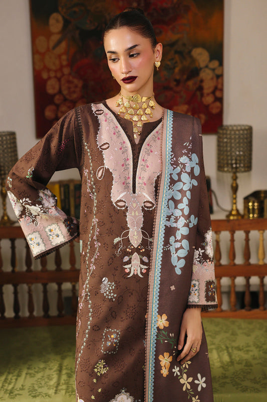 Qalamqar QLine showcasing original Pakistani craftsmanship