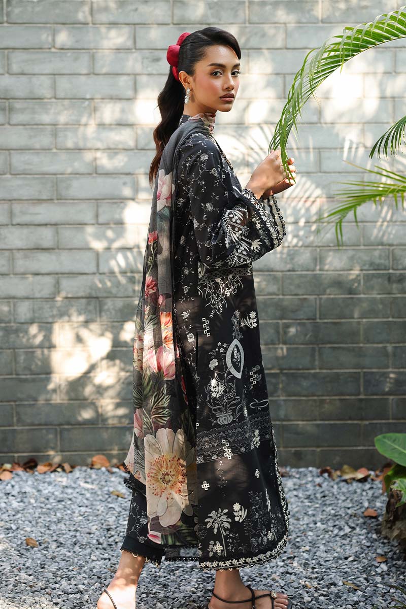 QALAMKAR LAWN QPRINT READY TO SHIP BOOK NOW