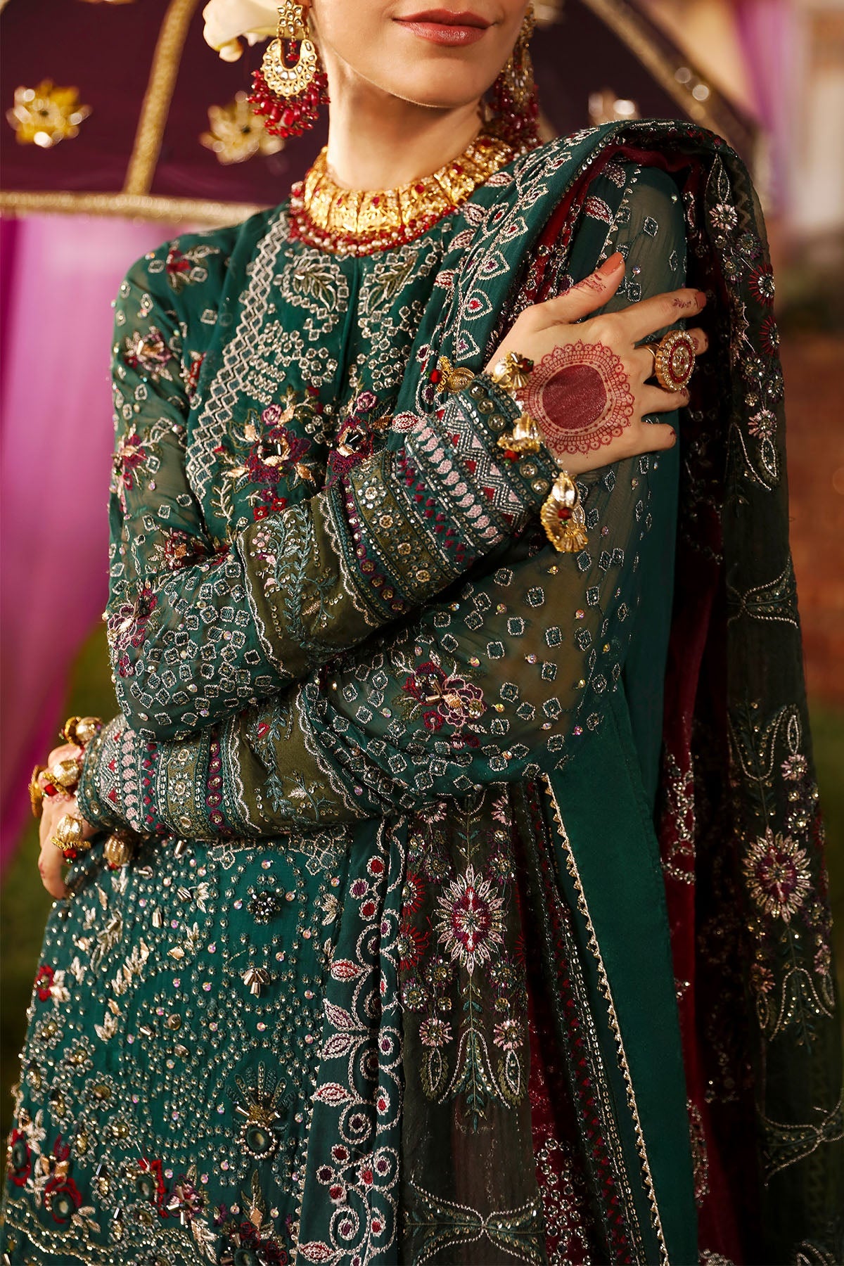 “Unstitched 3-piece Pakistani festive wear – Nureh SHADMANI”