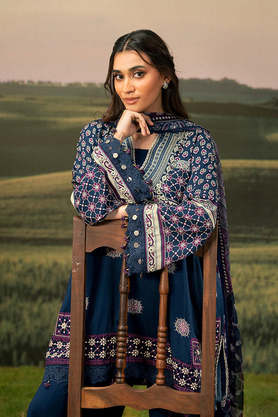 Where to buy Maria B MBasic suits in India
• Maria B MBasic fall winter collection online shopping India
• Maria B MBasic Pakistani dresses for wedding season India
• Maria B MBasic winter suits under ₹5000
• Maria B MBasic fall collection with free delivery in India