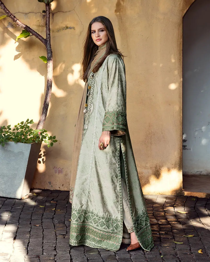 Mushq Broadway festive winter collection for ladies
• Elegant Pakistani winter outfits by Mushq Broadway
• Mushq Broadway luxury salwar suits for cold weather
• Mushq Broadway winter fashion Pakistani suits online