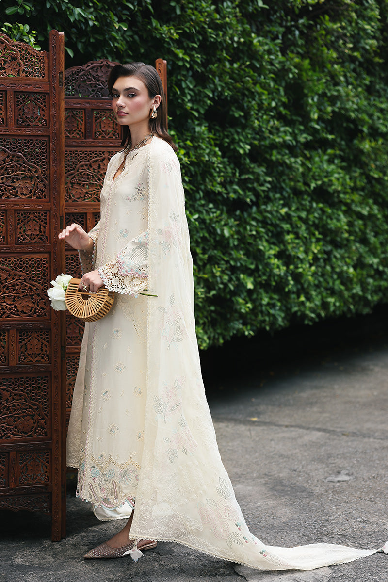 Qalamkar Qline Lawn Drop 1 =SAVERA Aangan the essence of lawn & chiffon