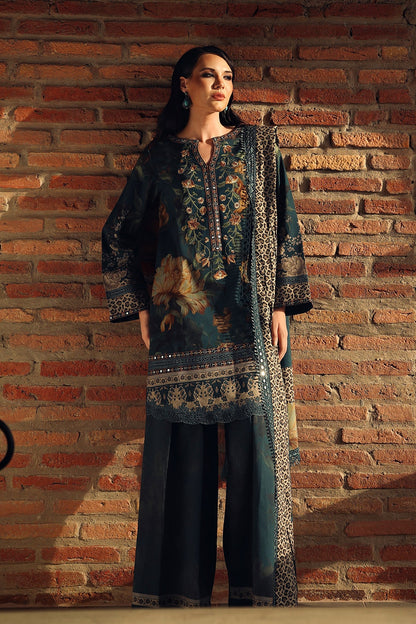 Aangan Charizma CCW7-09 embroidered chock patti and shawl detail