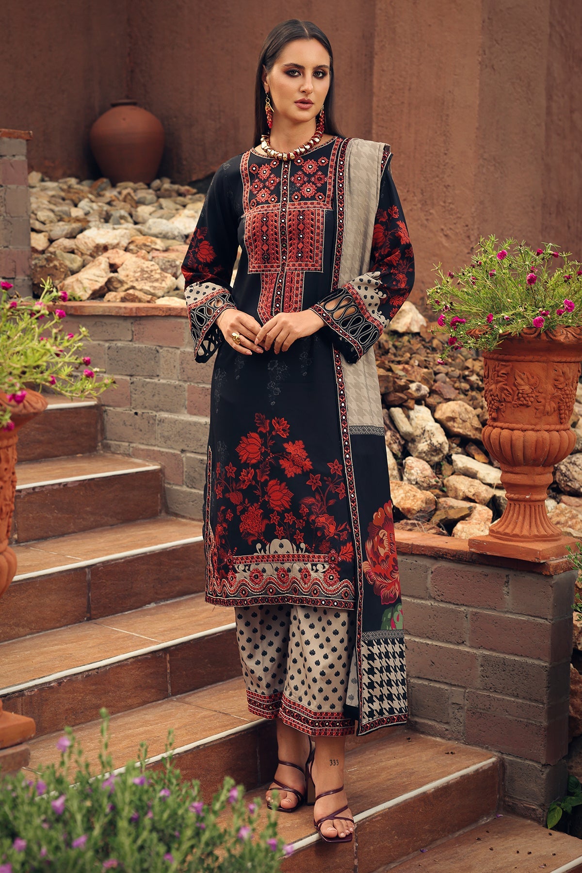 Aangan Charizma CCW7-10 embroidered linen unstitched suit front