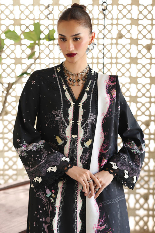 	Qalamqar QLine luxury suit in authentic Pakistani tailoring