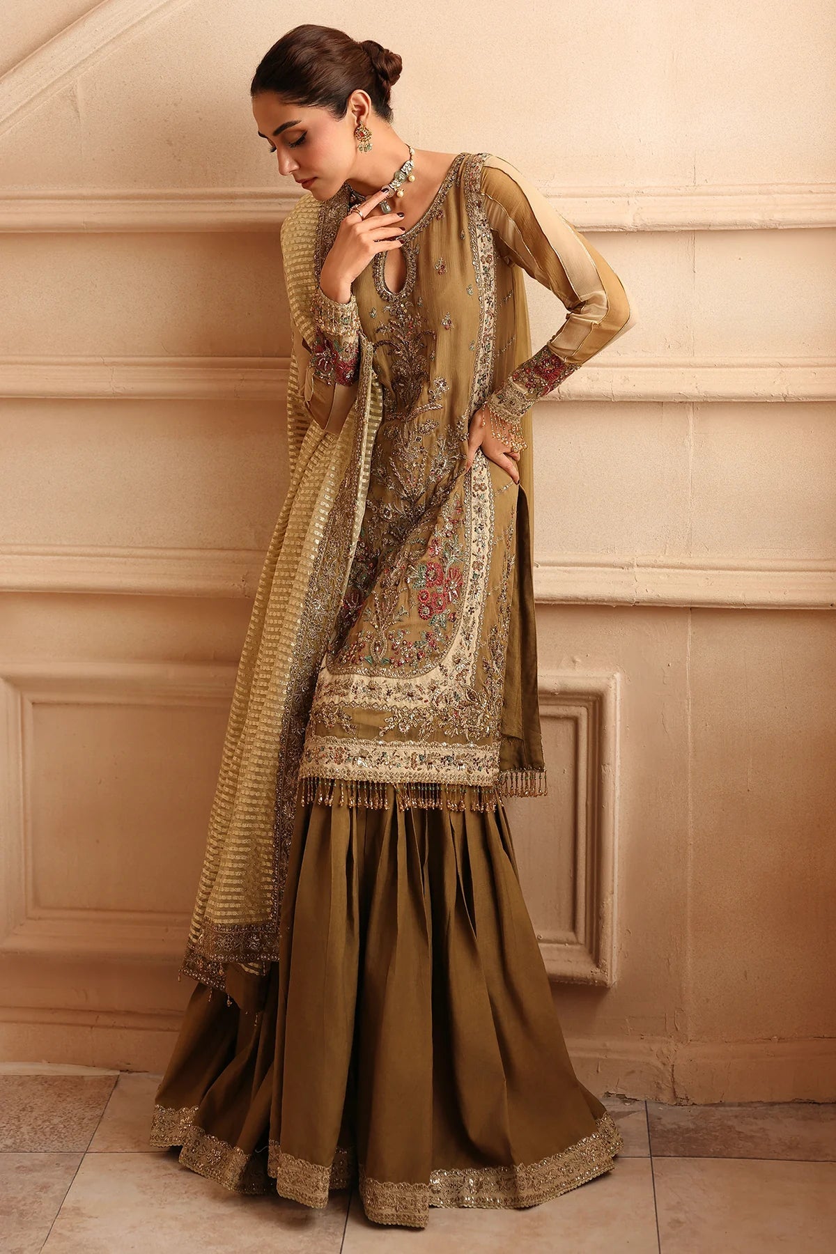 Charizma Dastan-e-Jashan Vol 1 2026 Design 06 - raw silk trouser and back view