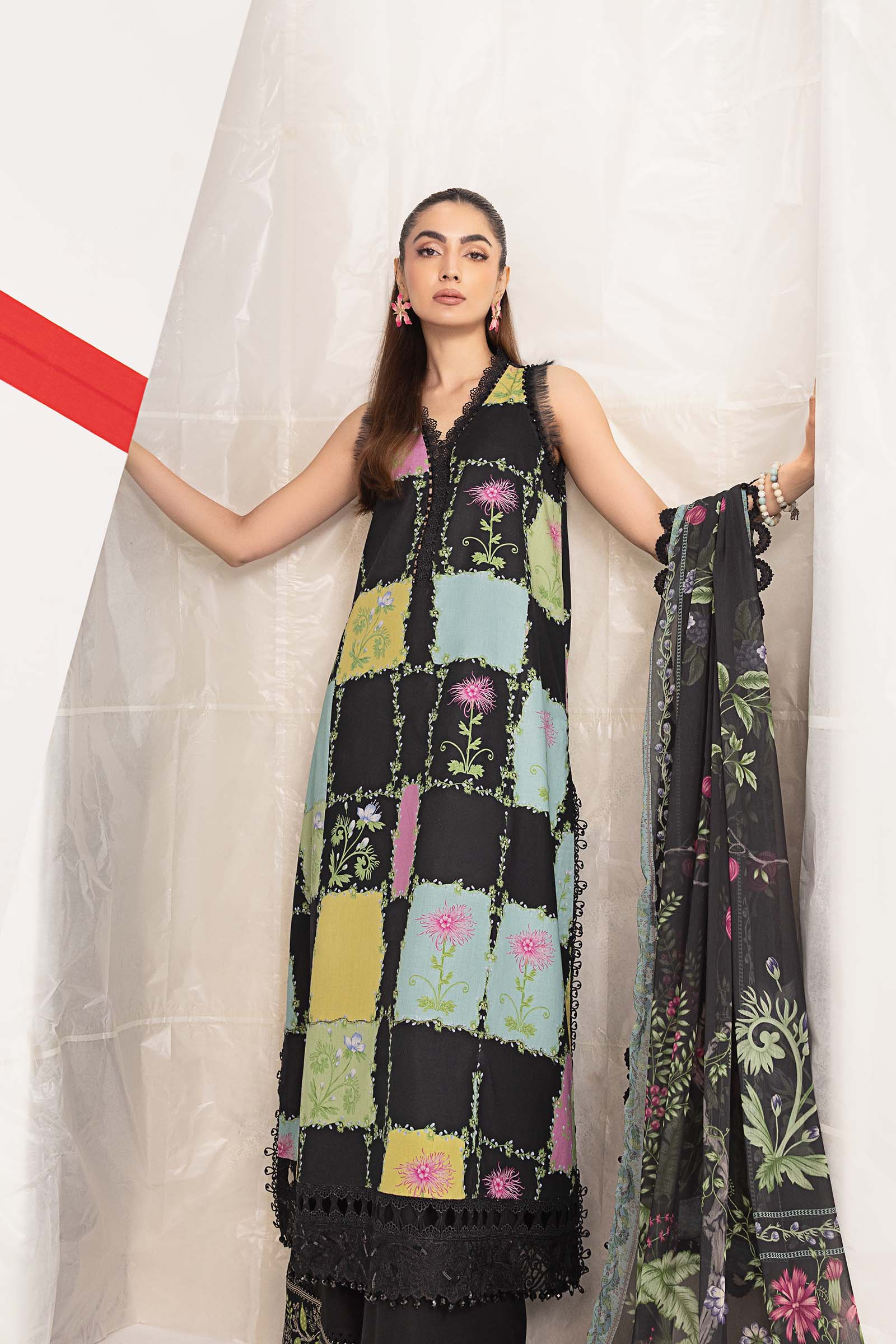 MARIA.B M.BASIC LAWN 202=10 B Aangan the essence of lawn & chiffon