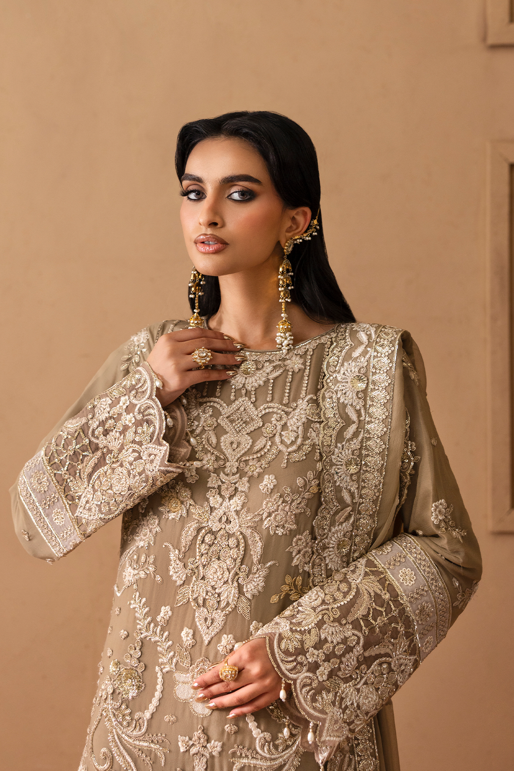 	Buy Emaan Adeel festive chiffon suits online in India
• 	Original Pakistani chiffon suits by Emaan Adeel in Lucknow
• 	Emaan Adeel designer salwar suits available in India