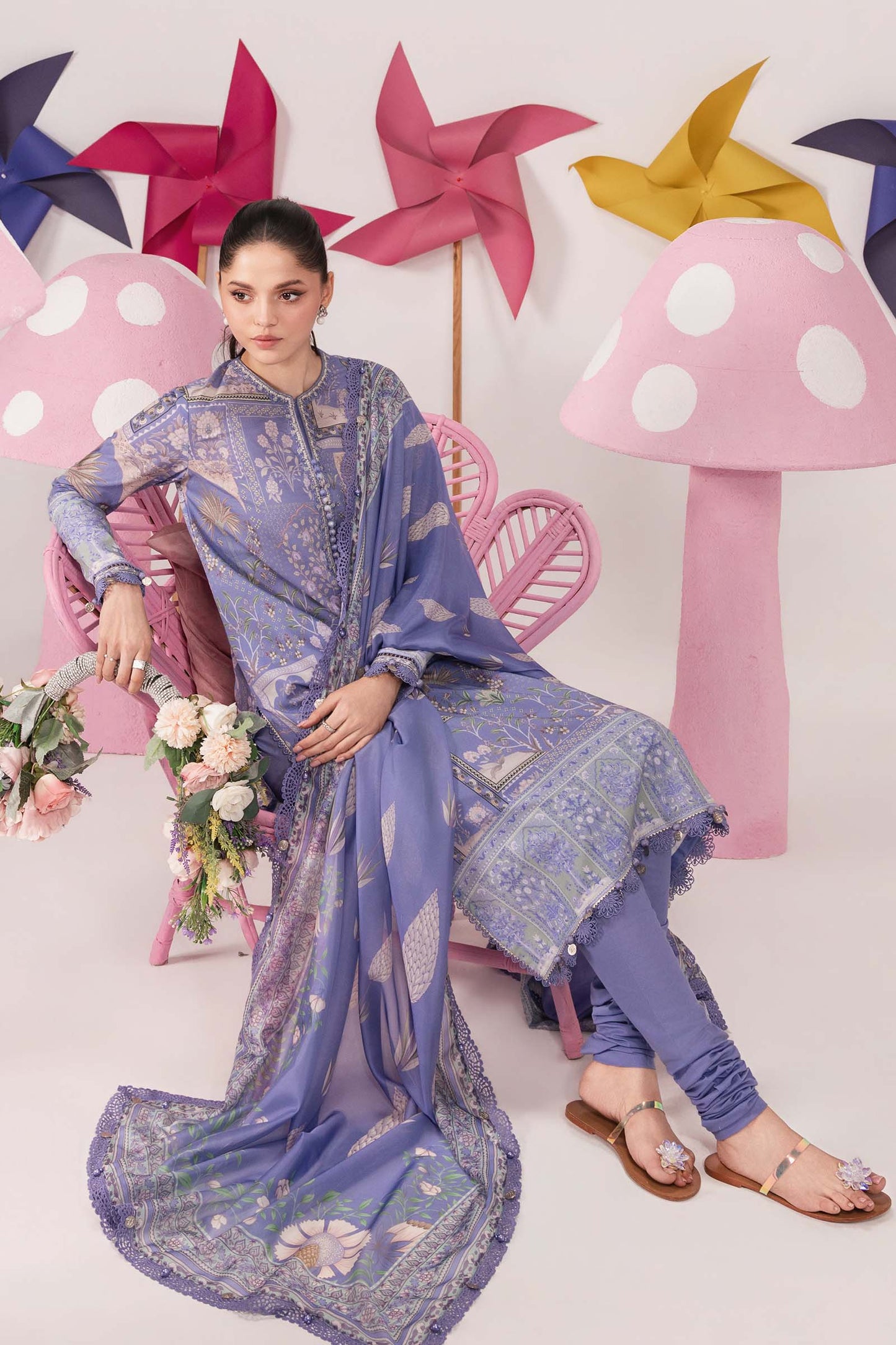 MARIA.B M.BASIC LAWN 202=11 B Aangan the essence of lawn & chiffon