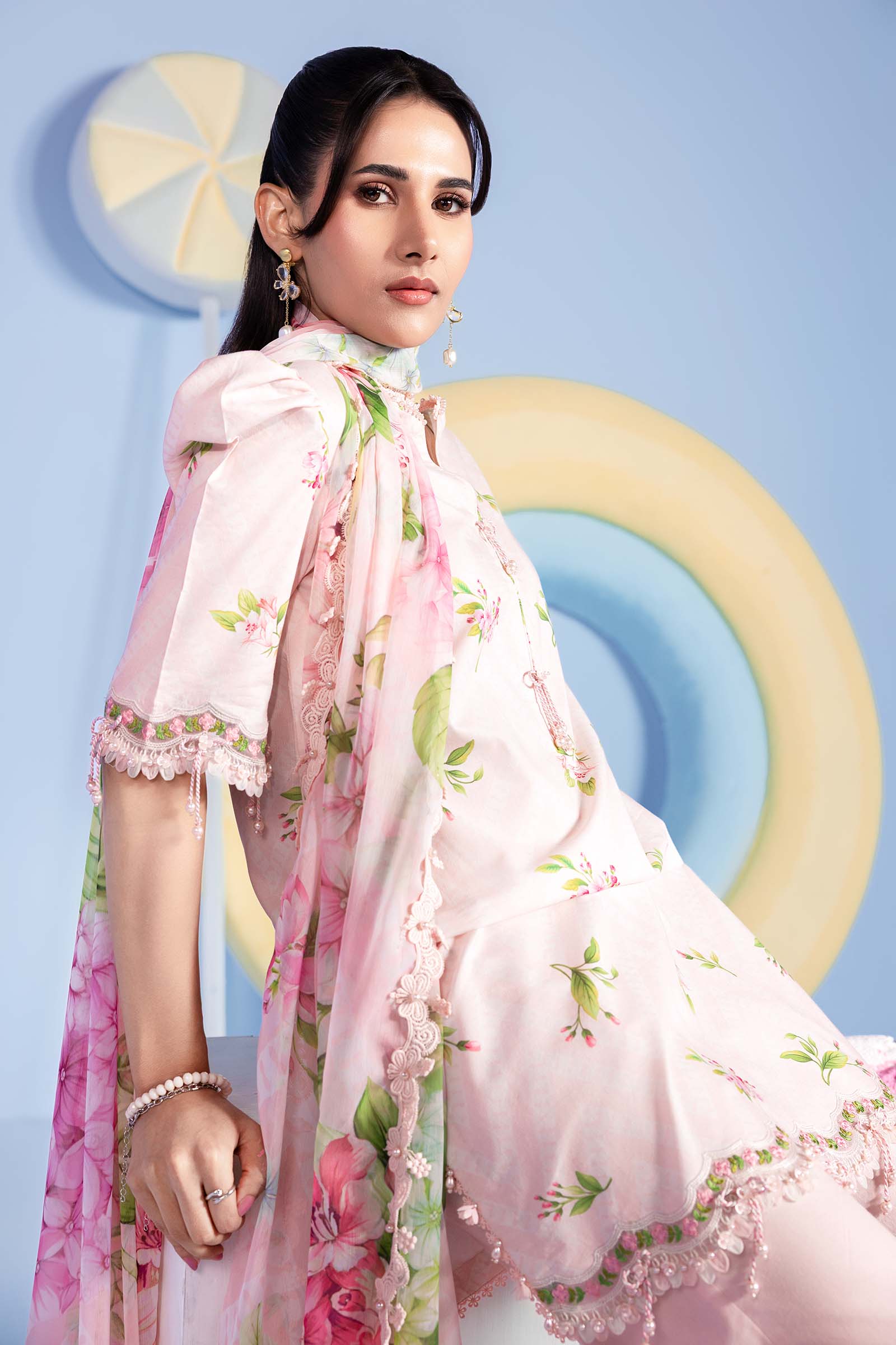 MARIA.B M.BASIC LAWN 202=15 A Aangan the essence of lawn & chiffon