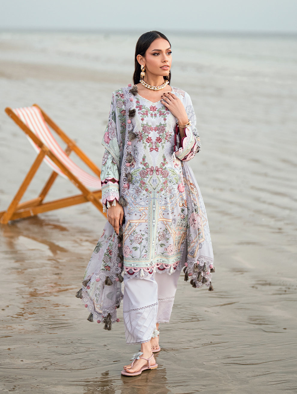 Jade Needle Wonder 2026-06 Aangan | the Essence of Lawn & Chiffon