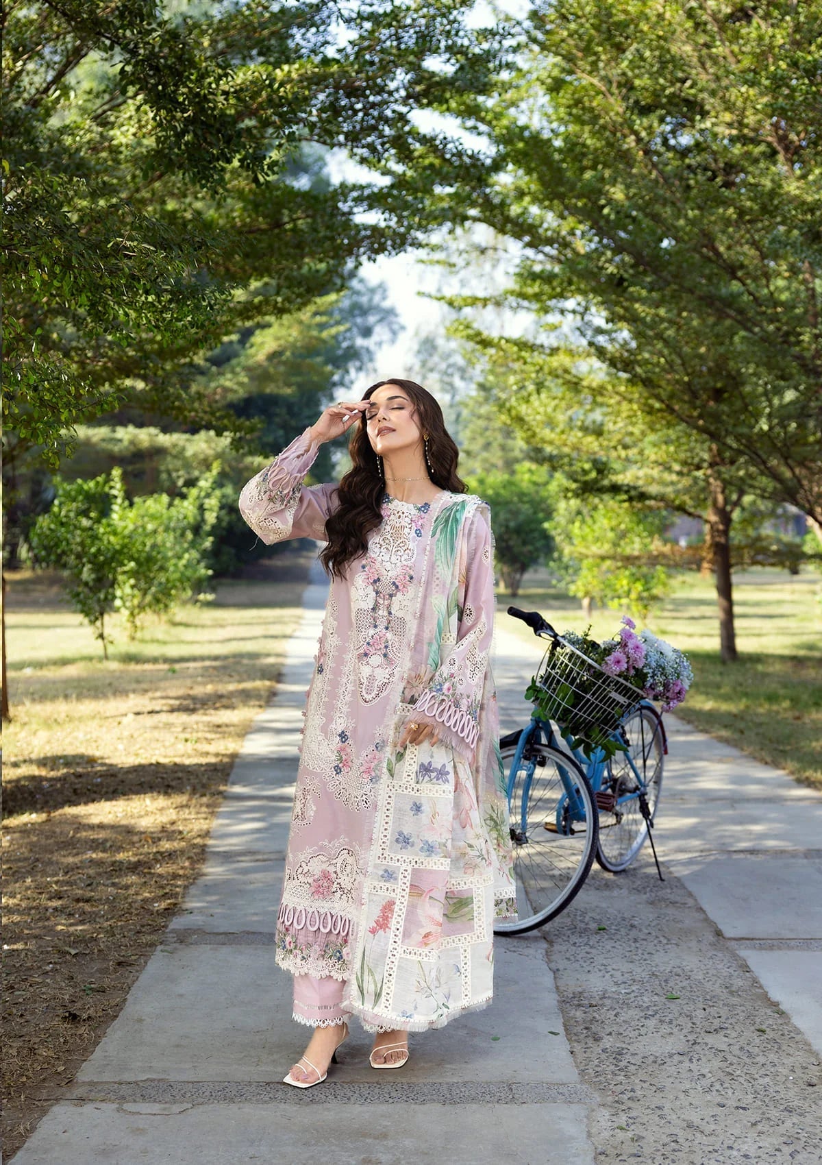 ELAF LUXURY LAWN '26=-1A MAISON PINK Aangan the essence of lawn & chiffon