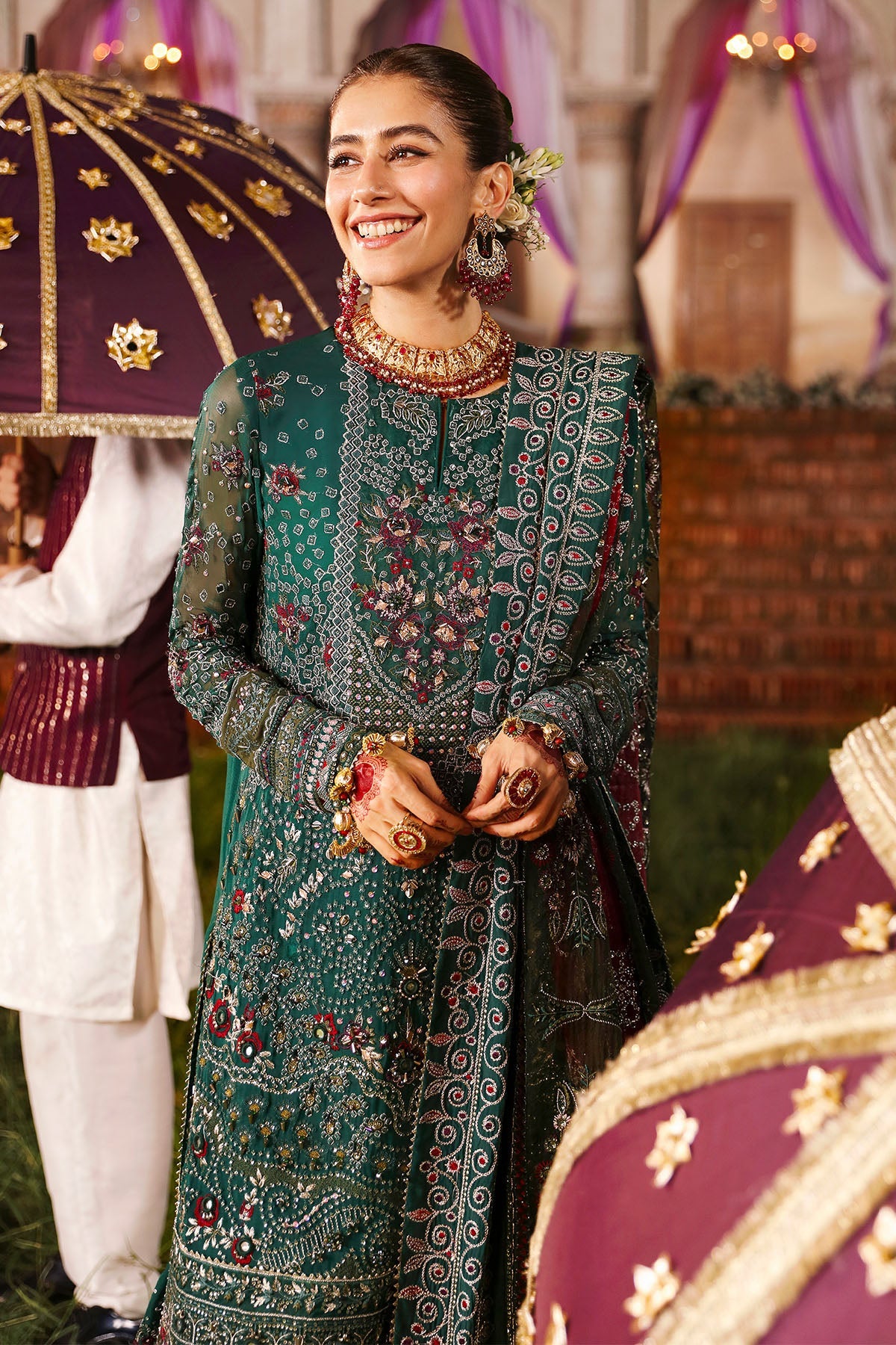 “Unstitched 3-piece Pakistani festive wear – Nureh SHADMANI”