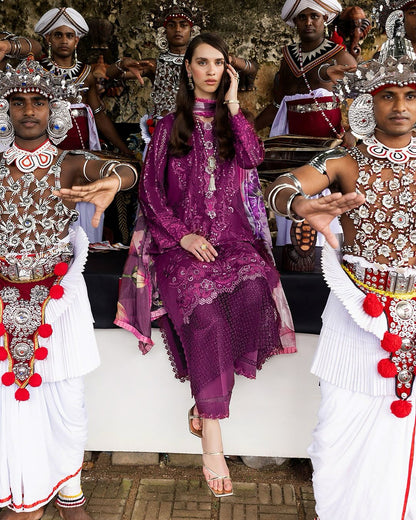 Mushq Manaram luxury lawn-25