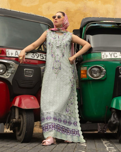 Mushq Manaram luxury lawn 25