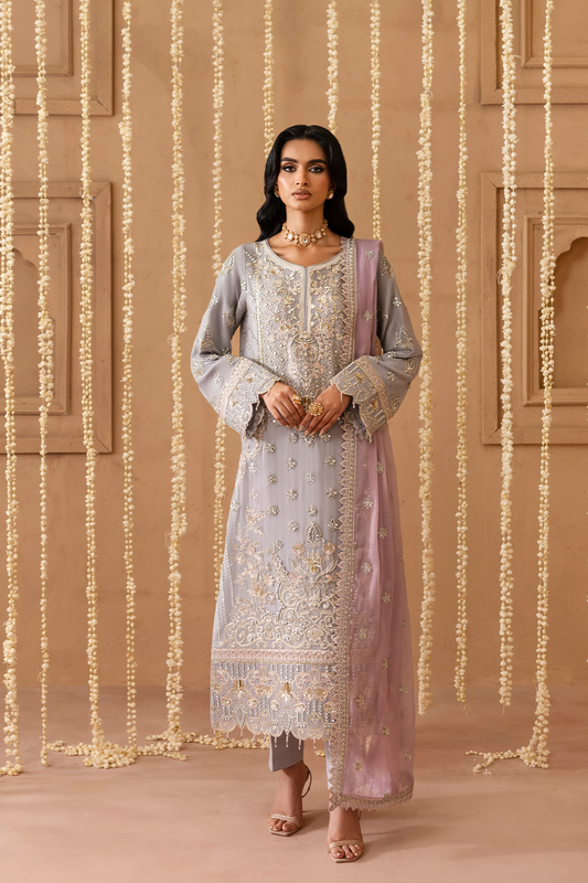 	Emaan Adeel festive chiffon original Pakistani suits online
• 	Buy Emaan Adeel chiffon salwar kameez for weddings
• 	Original Pakistani designer chiffon suits by Emaan Adee
