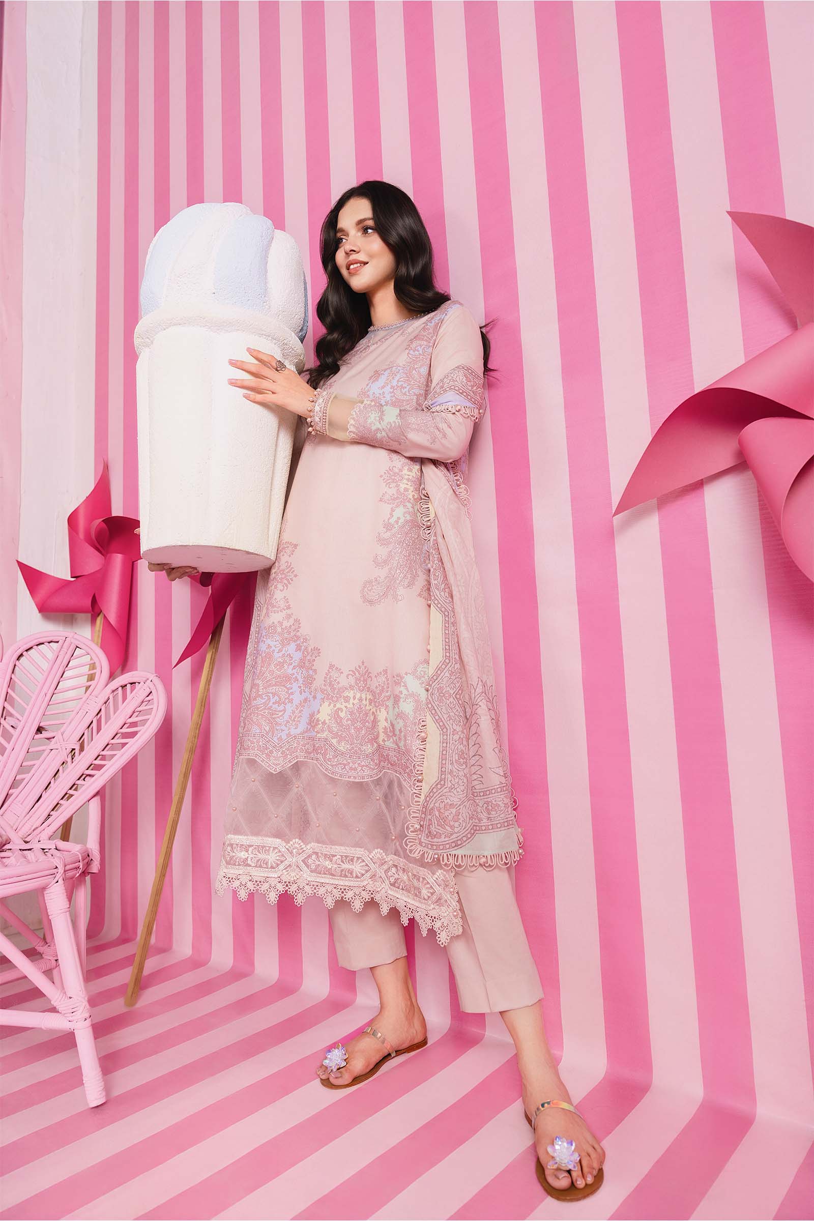 MARIA.B M.BASIC LAWN 202=4B Aangan the essence of lawn & chiffon