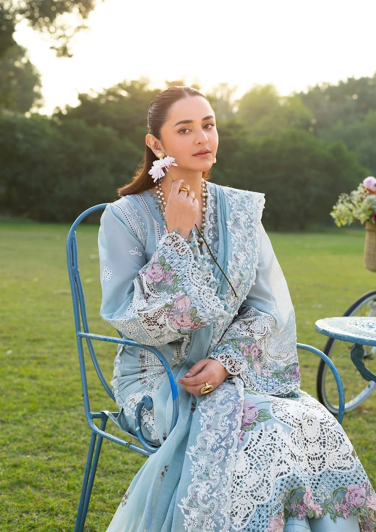 ELAF LUXURY LAWN '26=07 MORNIG DRIZZLE Aangan the essence of lawn & chiffon