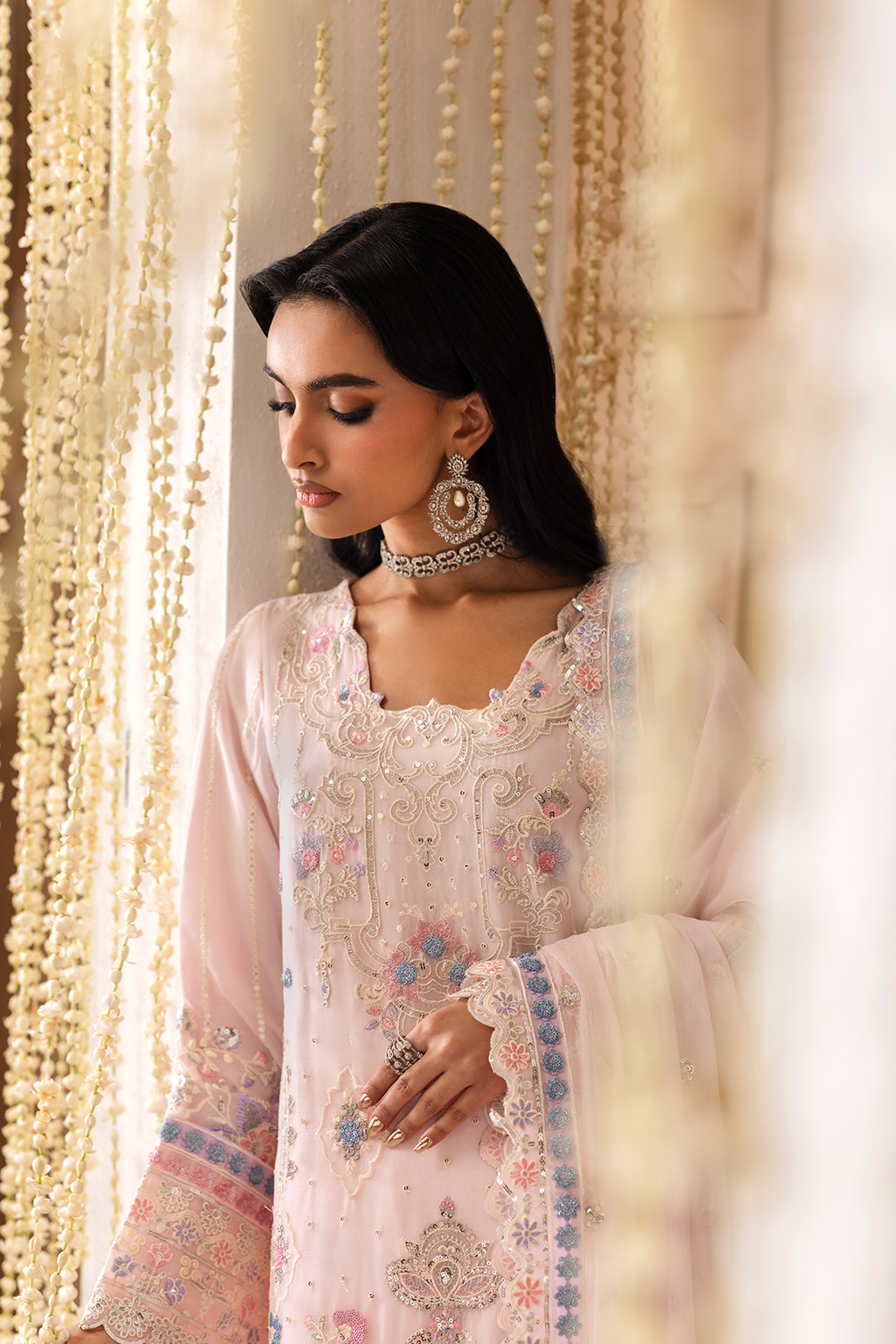 	Emaan Adeel festive chiffon original Pakistani suits online
• 	Buy Emaan Adeel chiffon salwar kameez for weddings
• 	Original Pakistani designer chiffon suits by Emaan Adee
