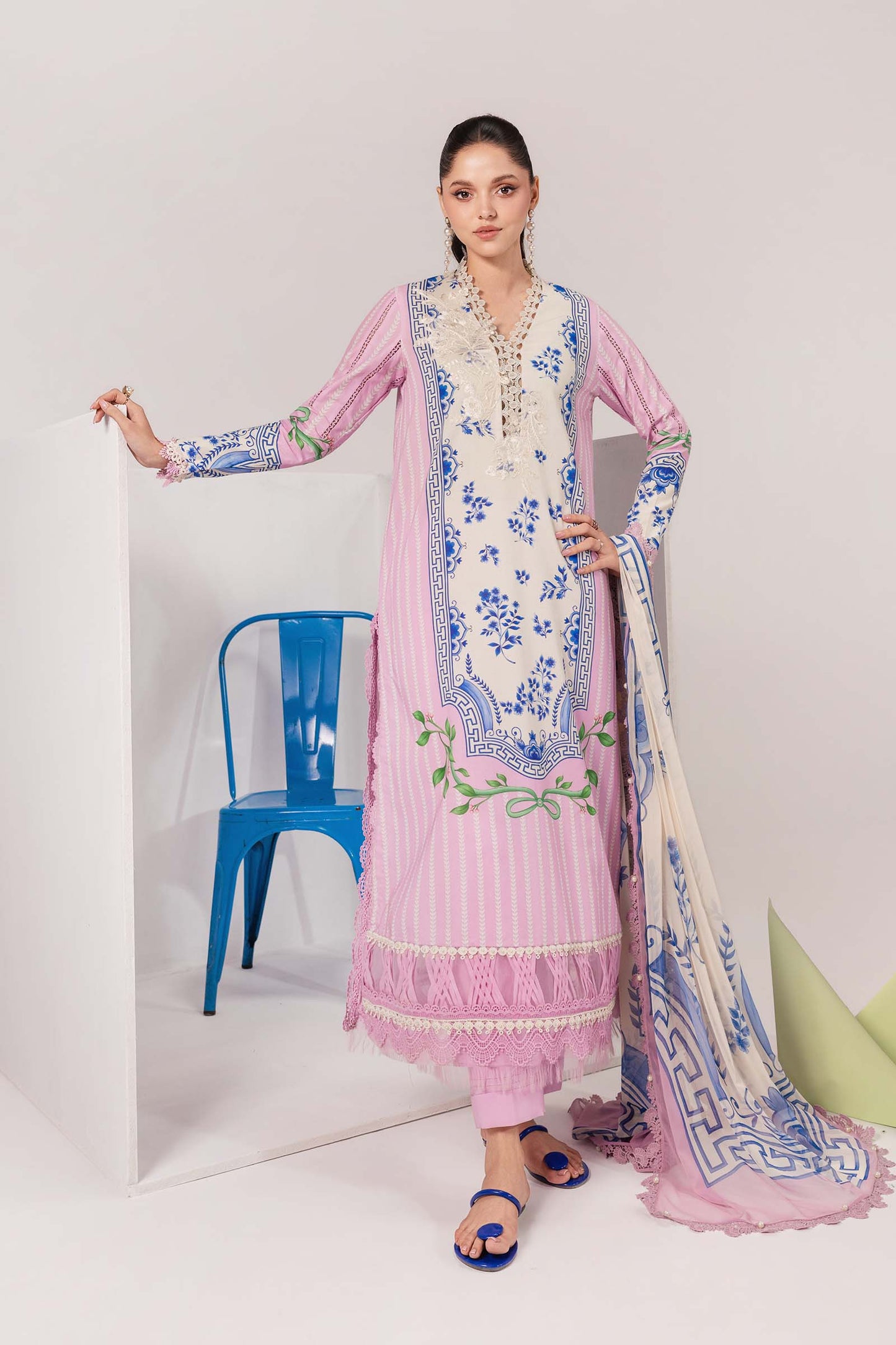 MARIA.B M.BASIC LAWN 202=9B Aangan the essence of lawn & chiffon