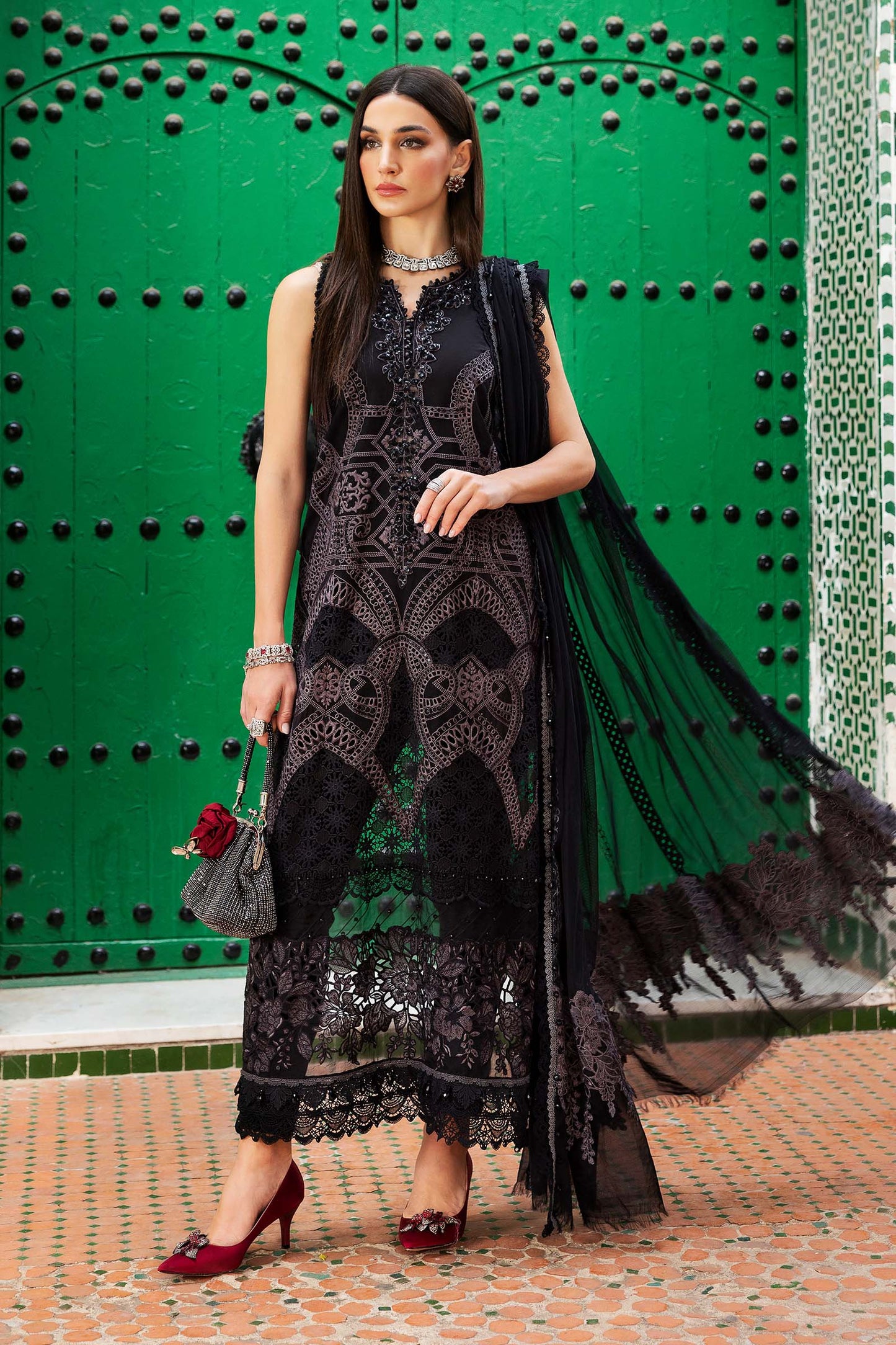 🖼️ Alt Text
Maria B unstitched embroidered lawn suit with printed dupatta and cambric trouser, ideal for Eid and summer wear.
