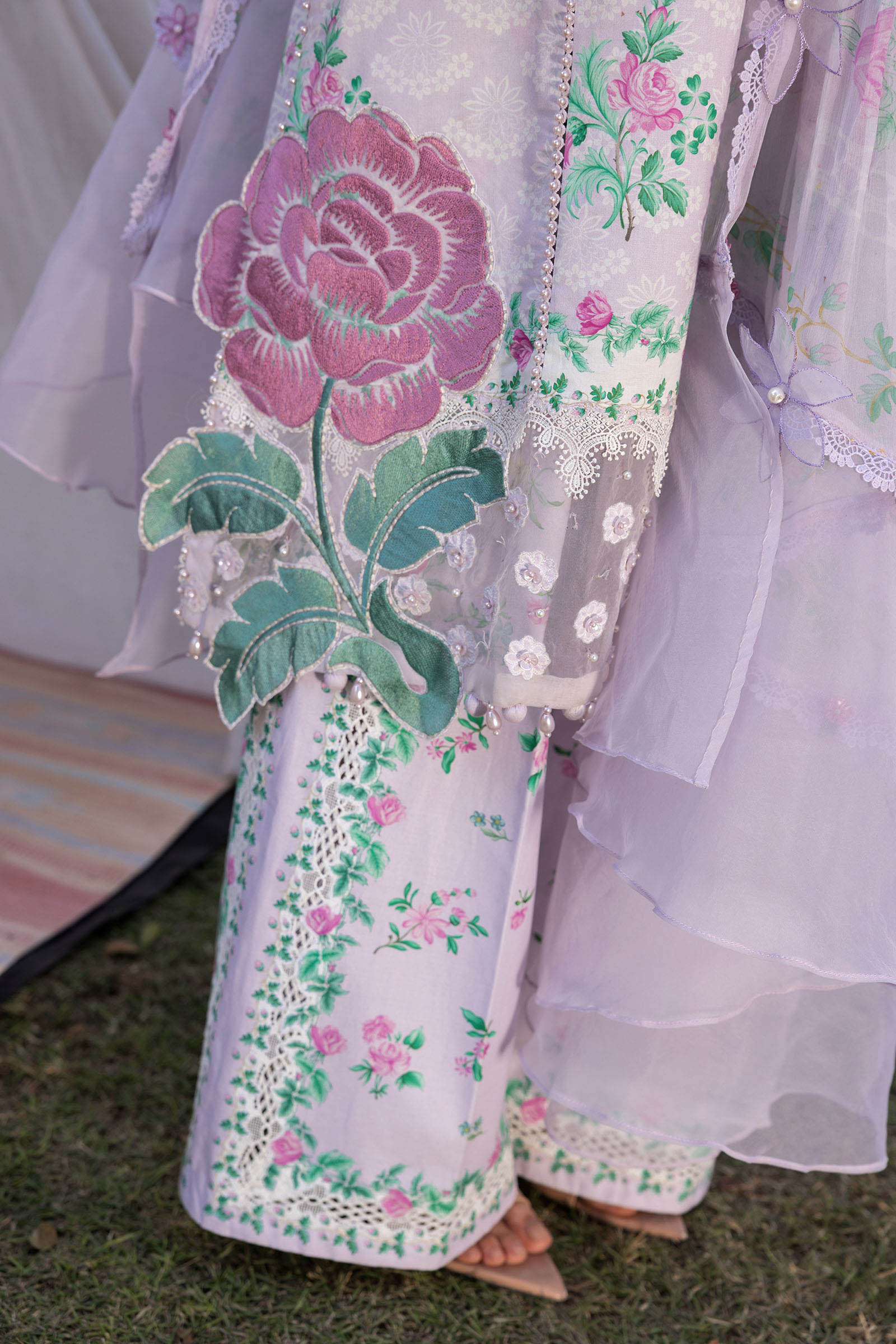 MARIA.B M.Prints Lawn 2026=04a Aangan the essence of lawn & chiffon