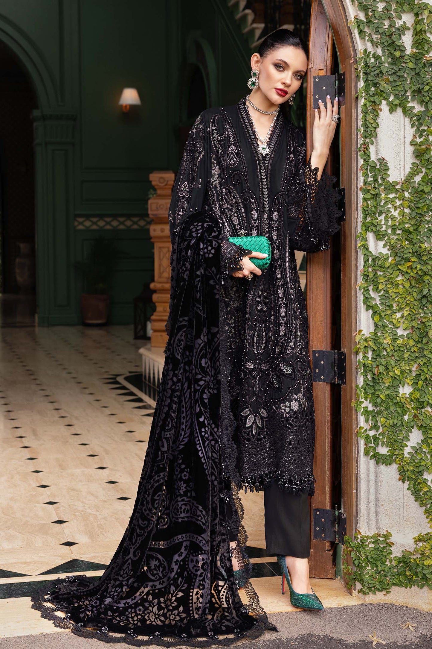 Maria.b winter lux 2025-WL-1307 Aangan the essence of lawn & chiffon
