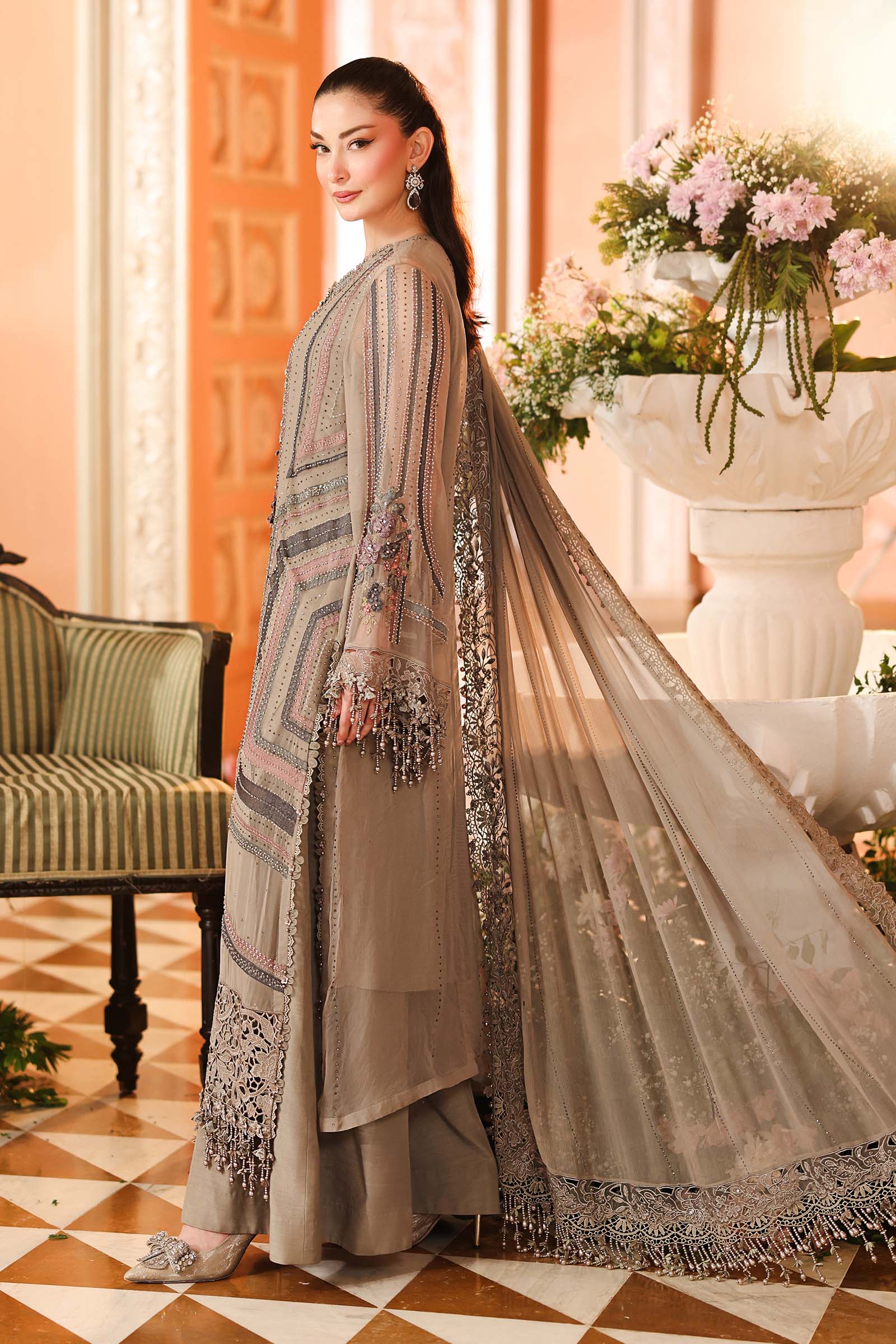 Maria.B 3 Piece Embroidered Chiffon Suit in Mouse Grey - dupatta detail