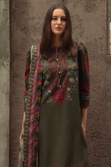  	Charizma CPrint unstitched winter linen suit with printed shawl
• 	Pakistani designer linen dress from Charizma CPrint Collection 2025
• 	Charizma CPrint winter outfit with staple shirt, trouser, and shaw