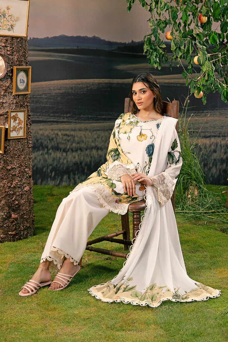 Maria B MBasic Fall/Winter Collection 2025 – Pakistani Dresses Online in India