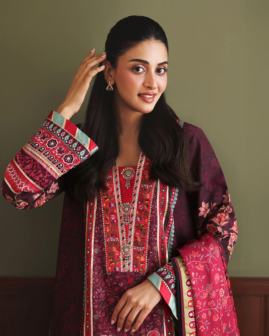 Mushq Day Dreamer Deep Purple - full styled look
