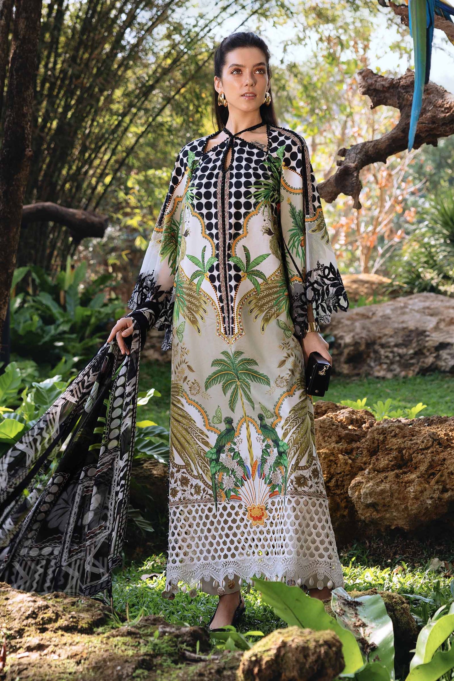 MARIA.B M.Prints Lawn 2026=05aSummer salwar suit online in India