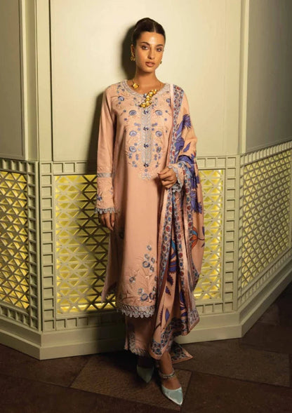 Mushq Broadway Showtime’23 Aangan the essence of lawn & chiffon