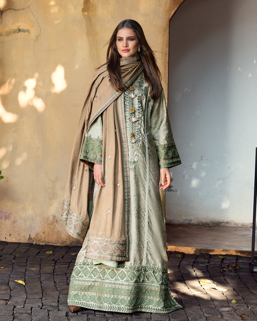 	Mushq Broadway festive winter collection for ladies
• 	Elegant Pakistani winter outfits by Mushq Broadway
• 	Mushq Broadway luxury salwar suits for cold weather
• 	Mushq Broadway winter fashion Pakistani suits online