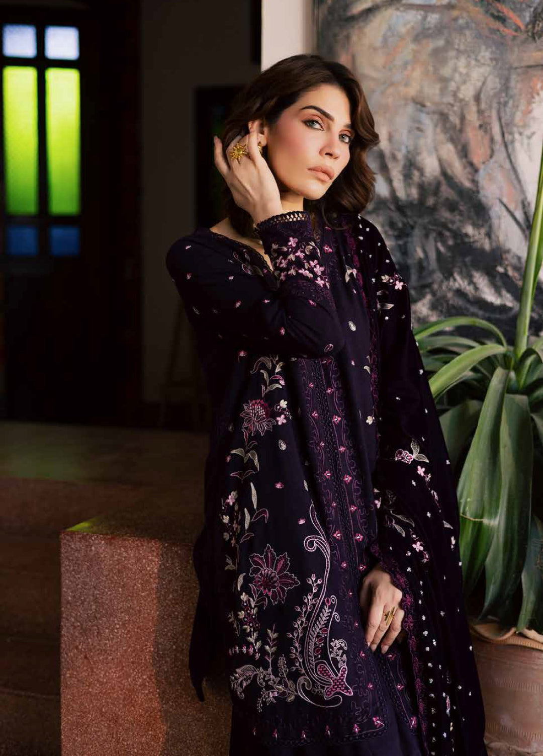 nureh leather peach embroidered winter suit for women  
nureh leather peach unstitched 3-piece suit with velvet shawl  
